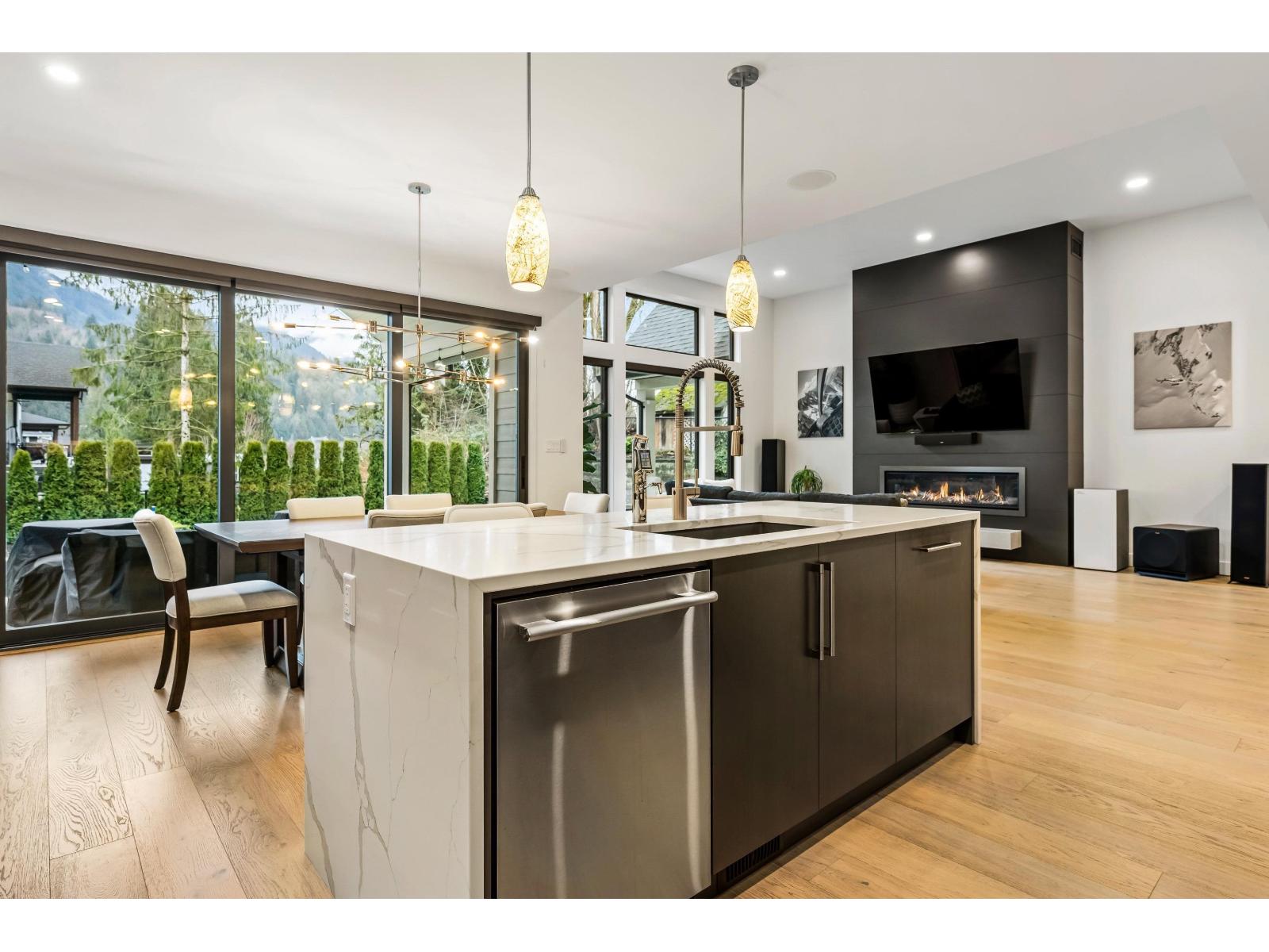 52810 BUNKER ROAD, Rosedale, Chilliwack
