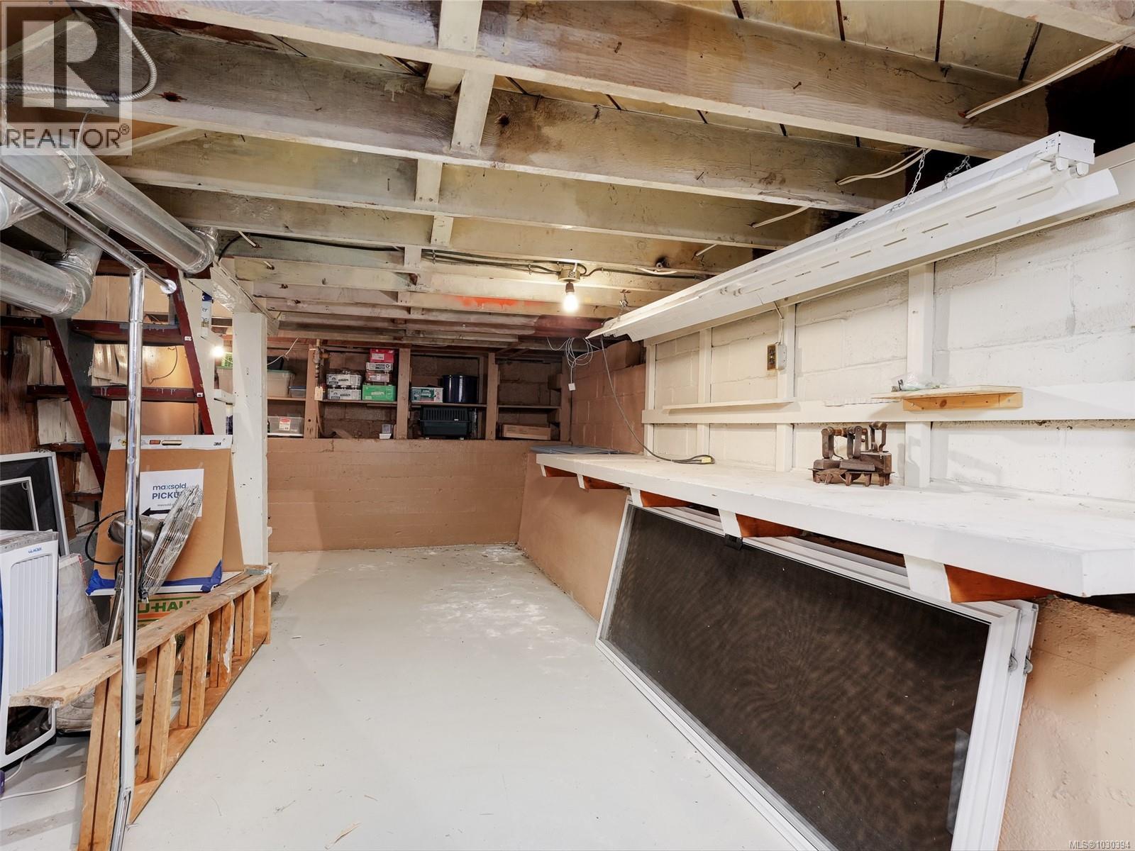 1064 Colville Rd, Esquimalt