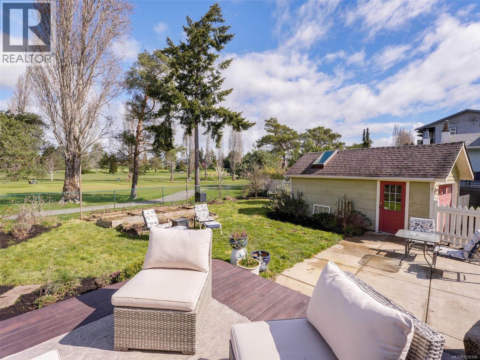 1064 Colville Rd, Esquimalt