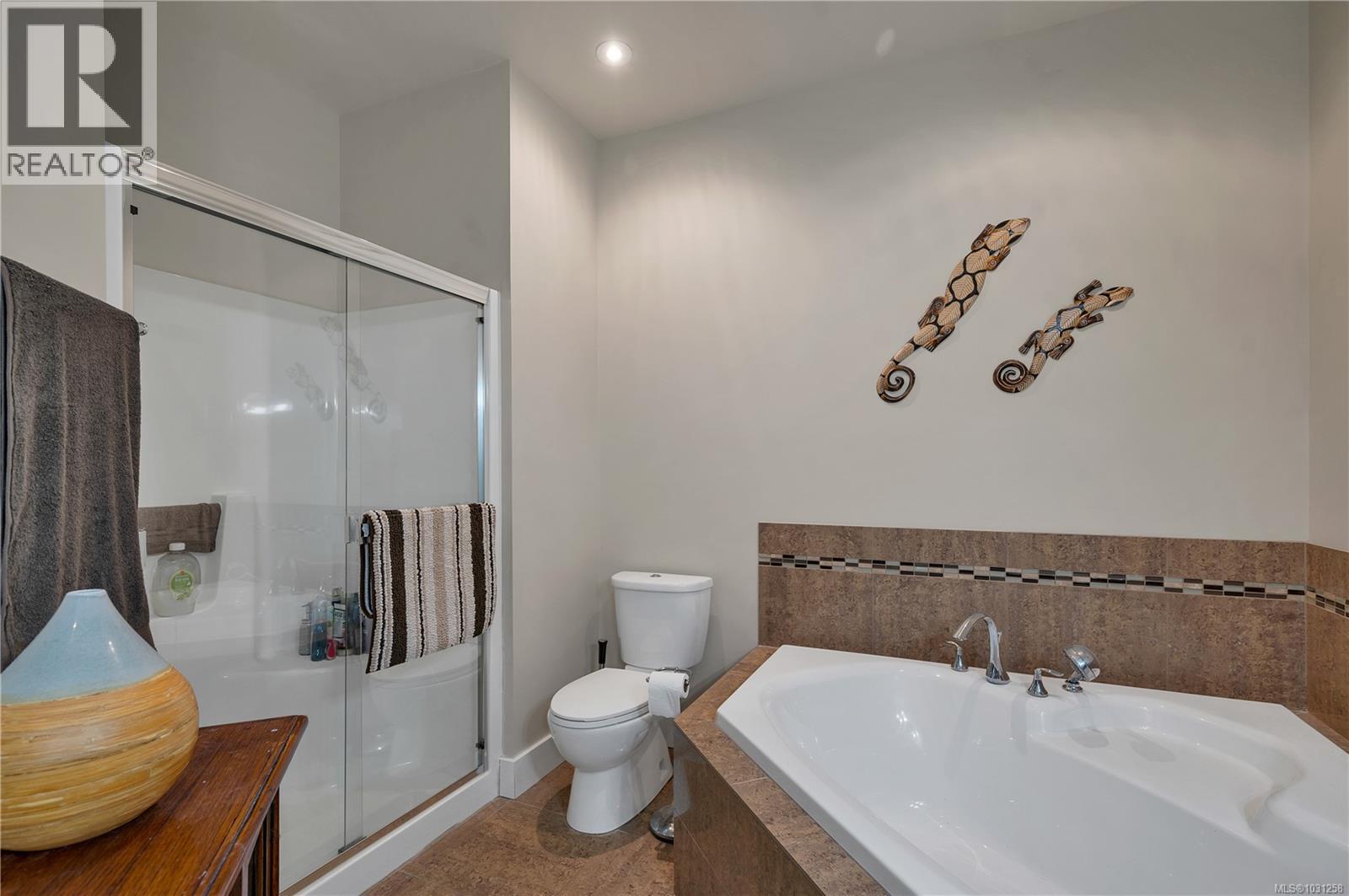 5 48 McPhedran Rd S, Campbell River