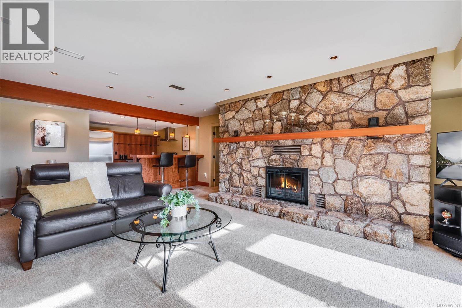 8100 Woodwyn Terr, Central Saanich