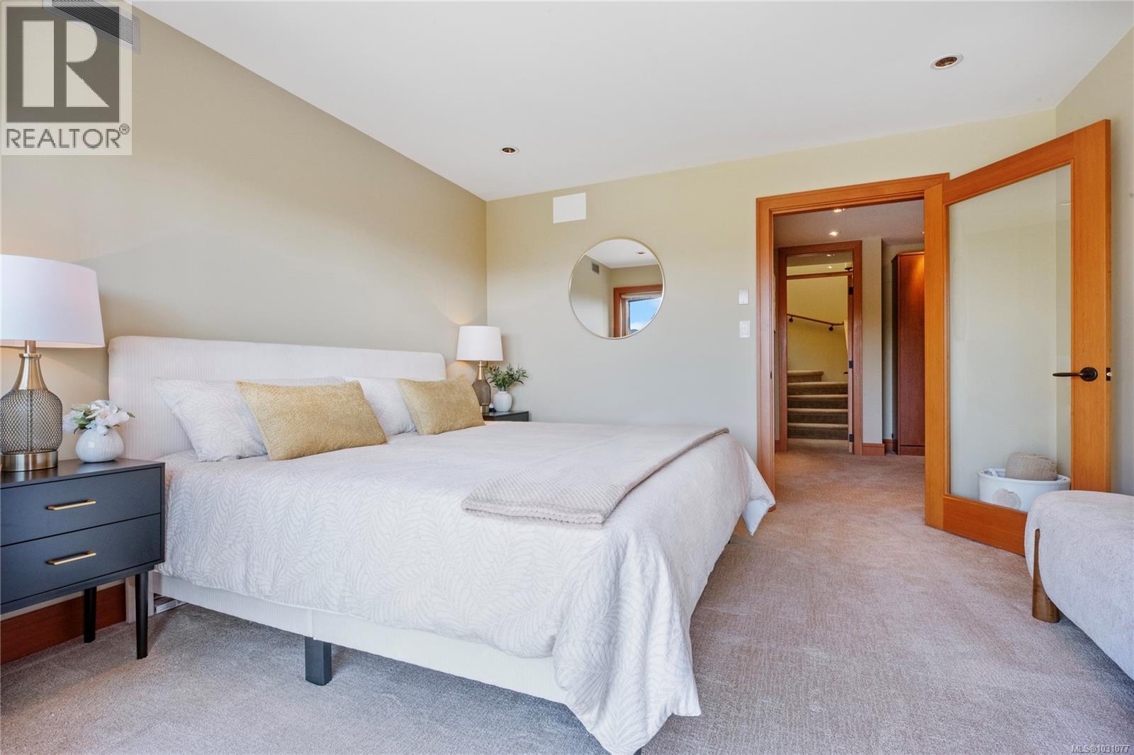 8100 Woodwyn Terr, Central Saanich