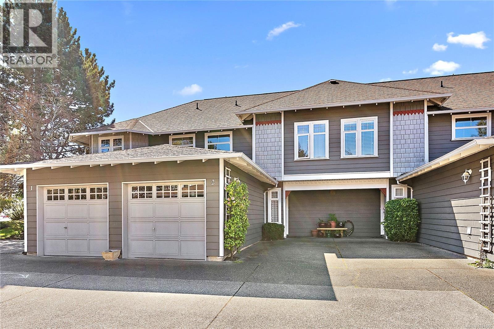 2 922 Arm St, Esquimalt