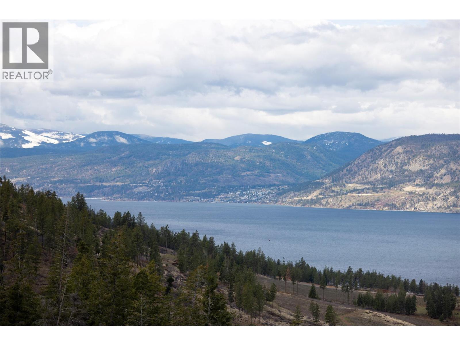 111 5650 The Edge Place, Kelowna