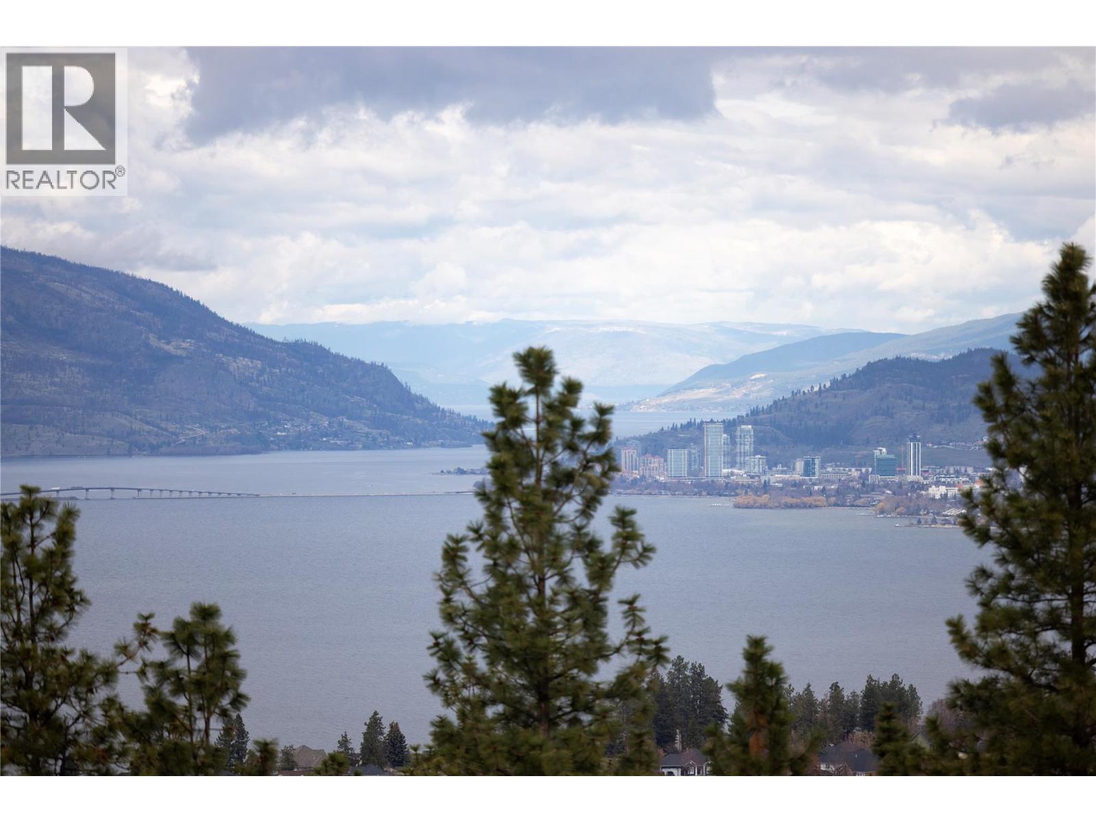 111 5650 The Edge Place, Kelowna