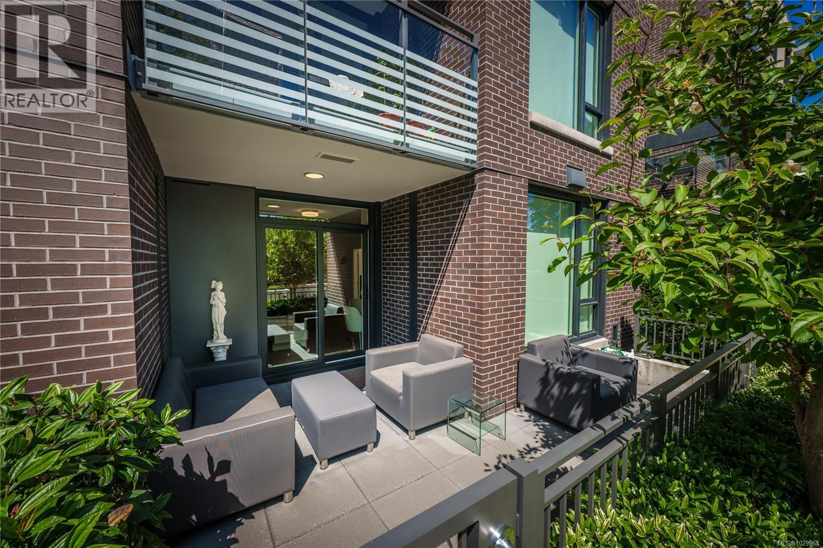 101 550 Michigan Street, Victoria