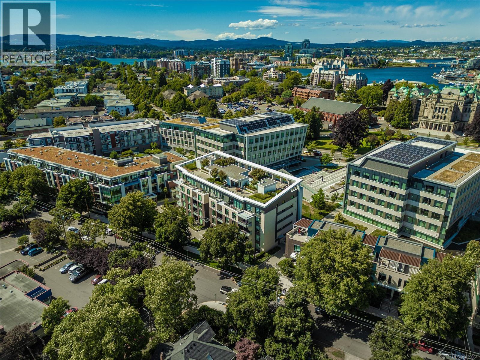 101 550 Michigan Street, Victoria