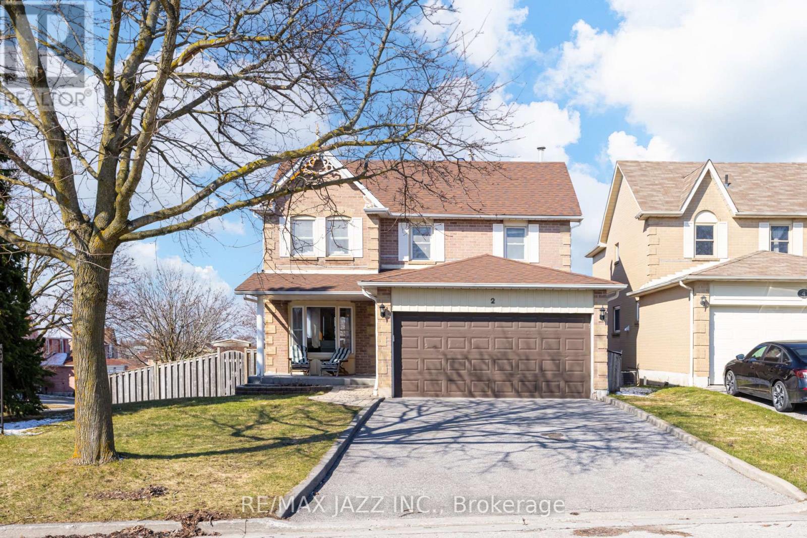2 COOMER CRESCENT - 1