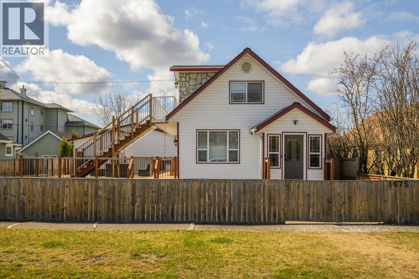 1675 5TH AVENUE - 38