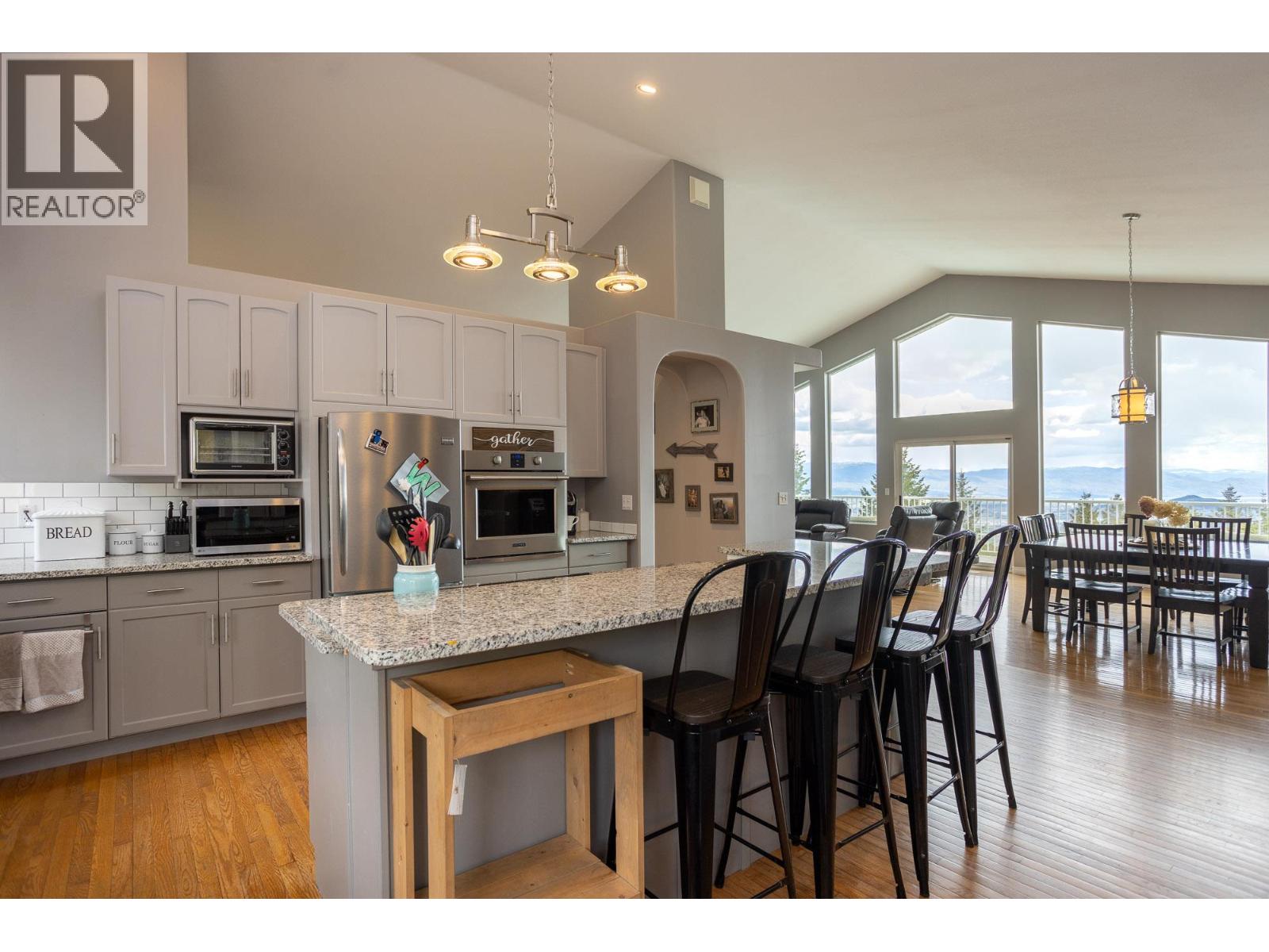  6720 Langley Court, Kelowna
