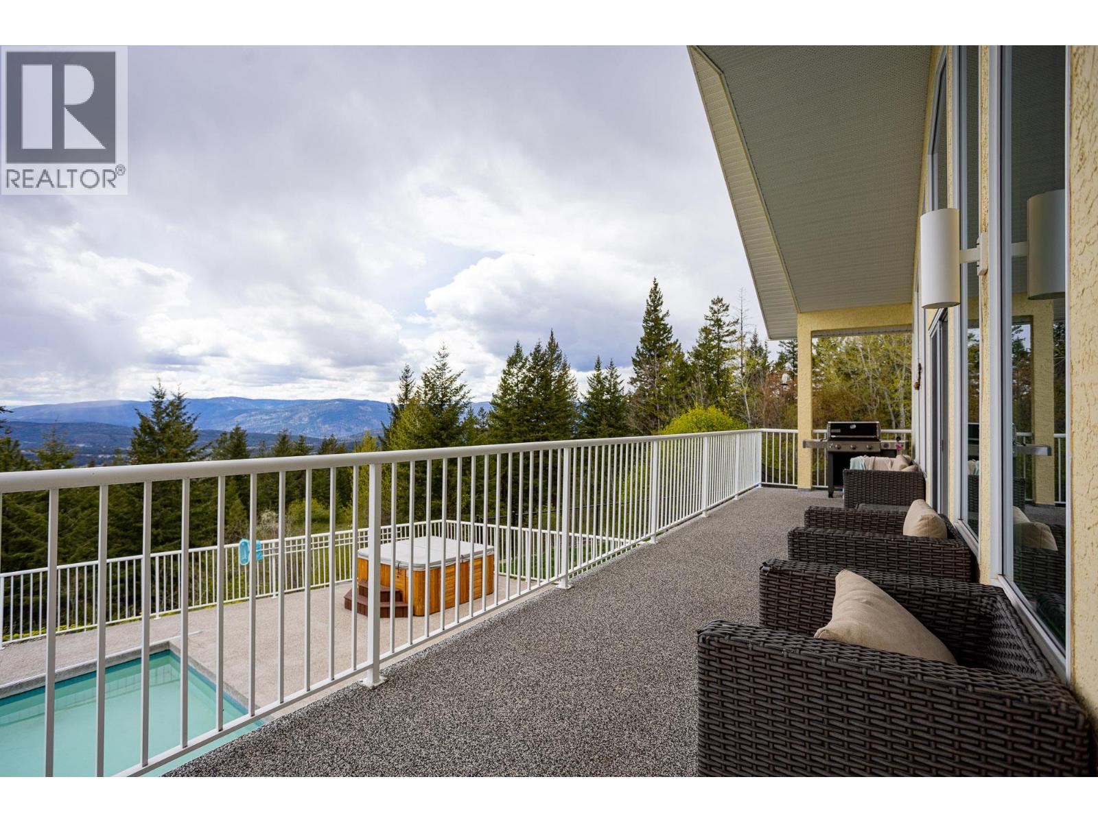  6720 Langley Court, Kelowna