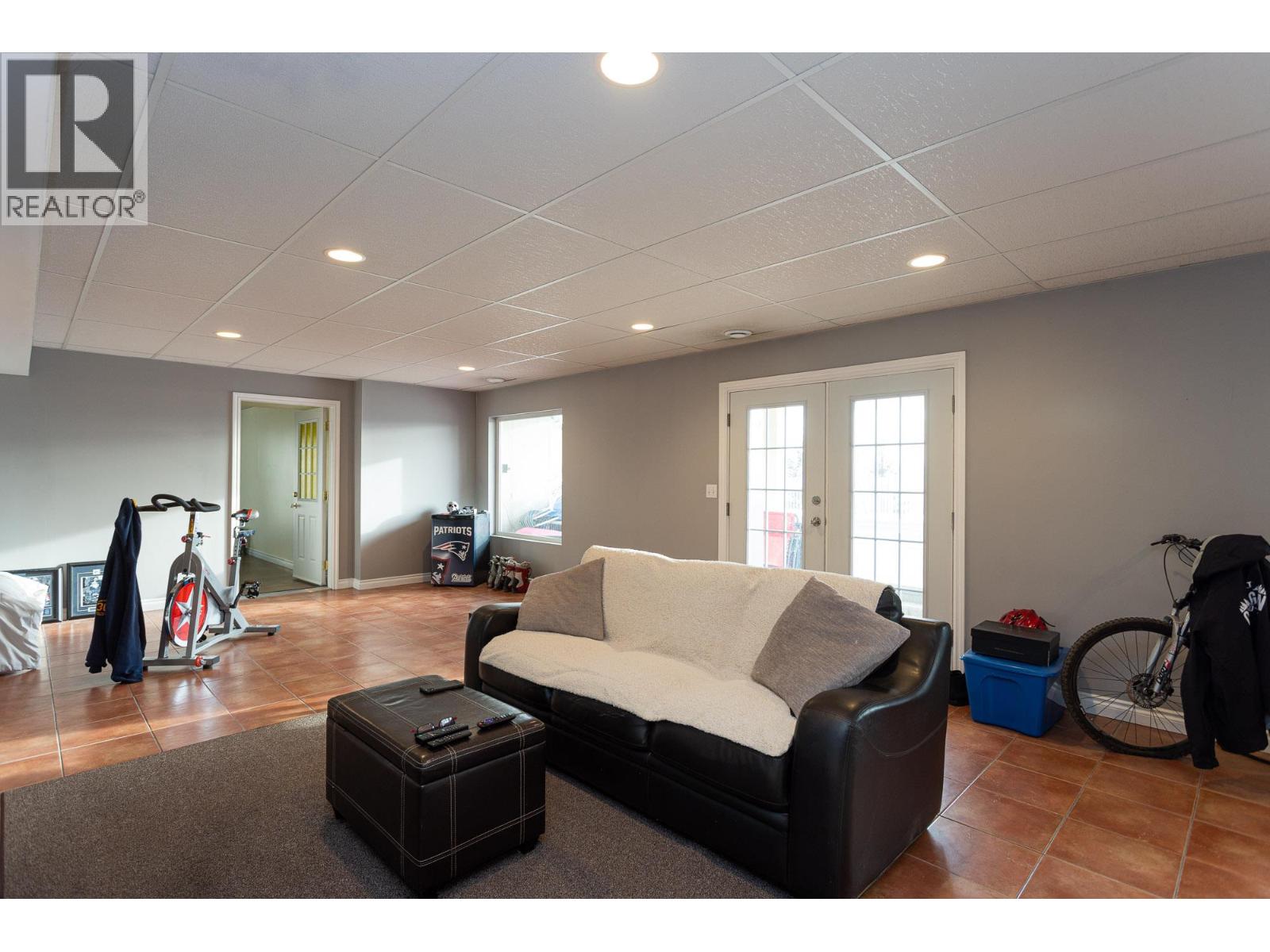  6720 Langley Court, Kelowna