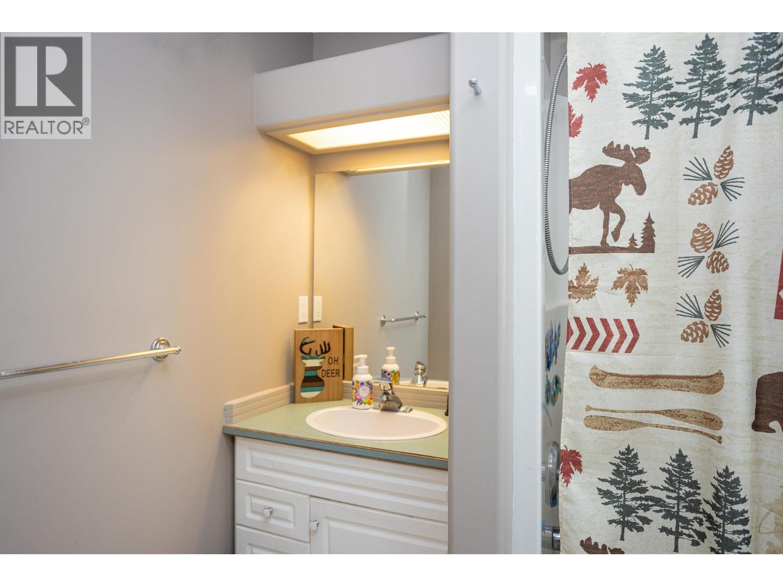  6720 Langley Court, Kelowna