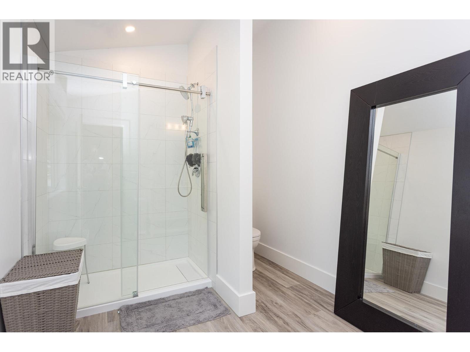  6720 Langley Court, Kelowna