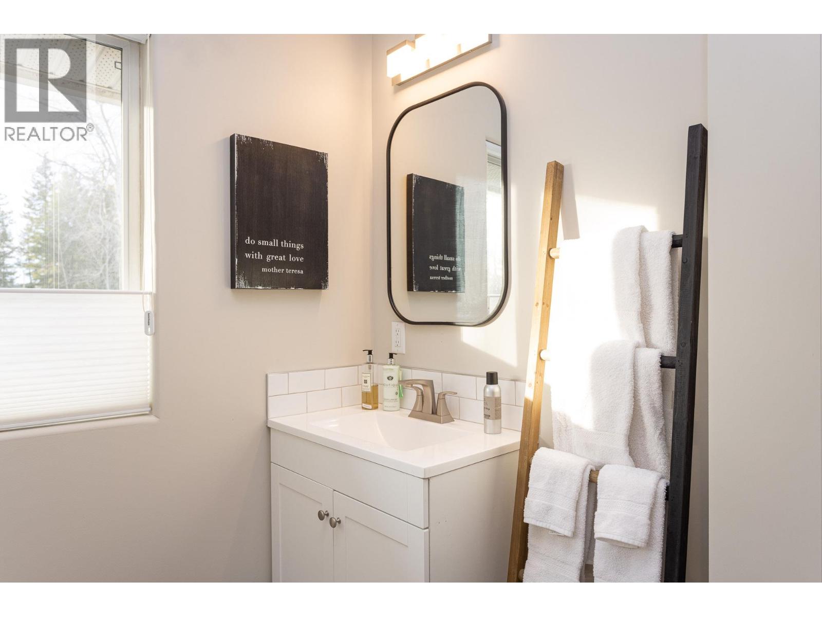  6720 Langley Court, Kelowna