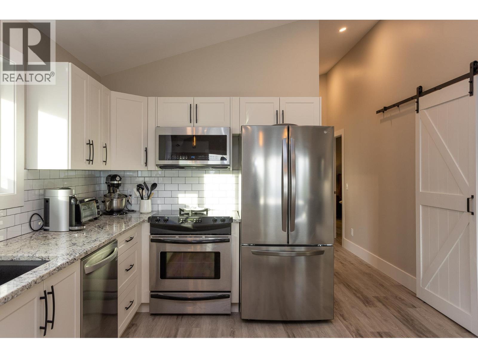  6720 Langley Court, Kelowna