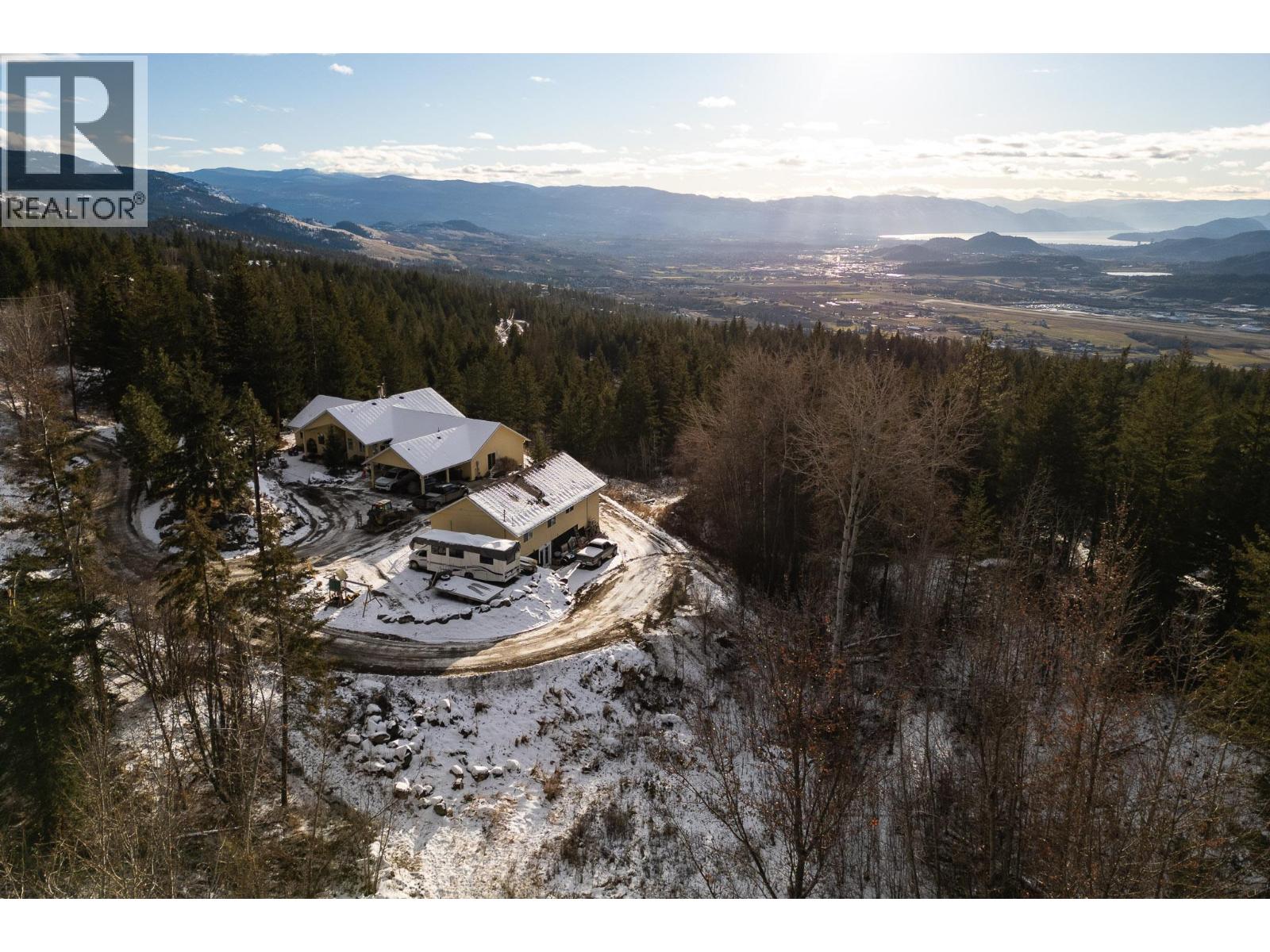  6720 Langley Court, Kelowna