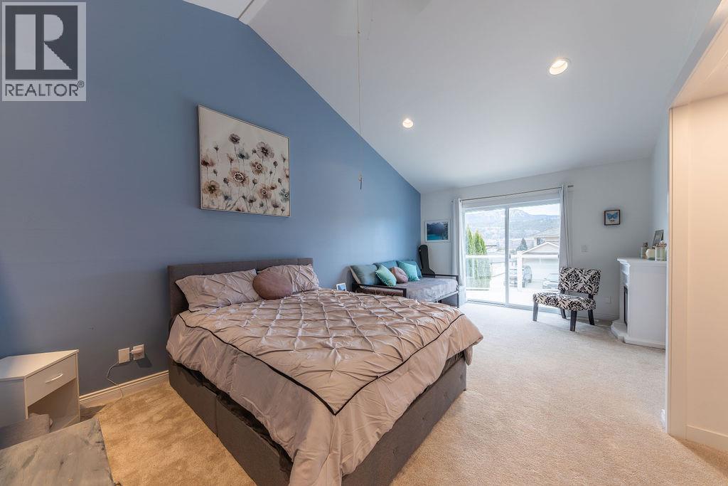 3601 NAVATANEE Drive, Kamloops