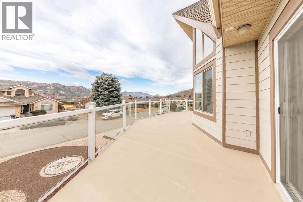 3601 NAVATANEE Drive, Kamloops