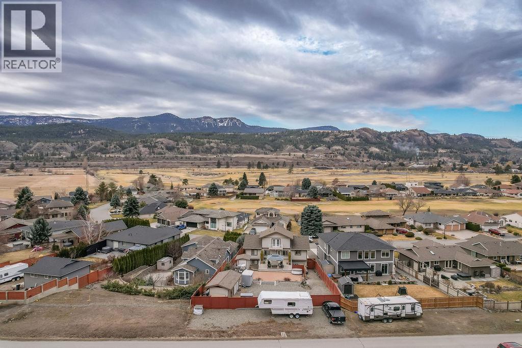 3601 NAVATANEE Drive, Kamloops