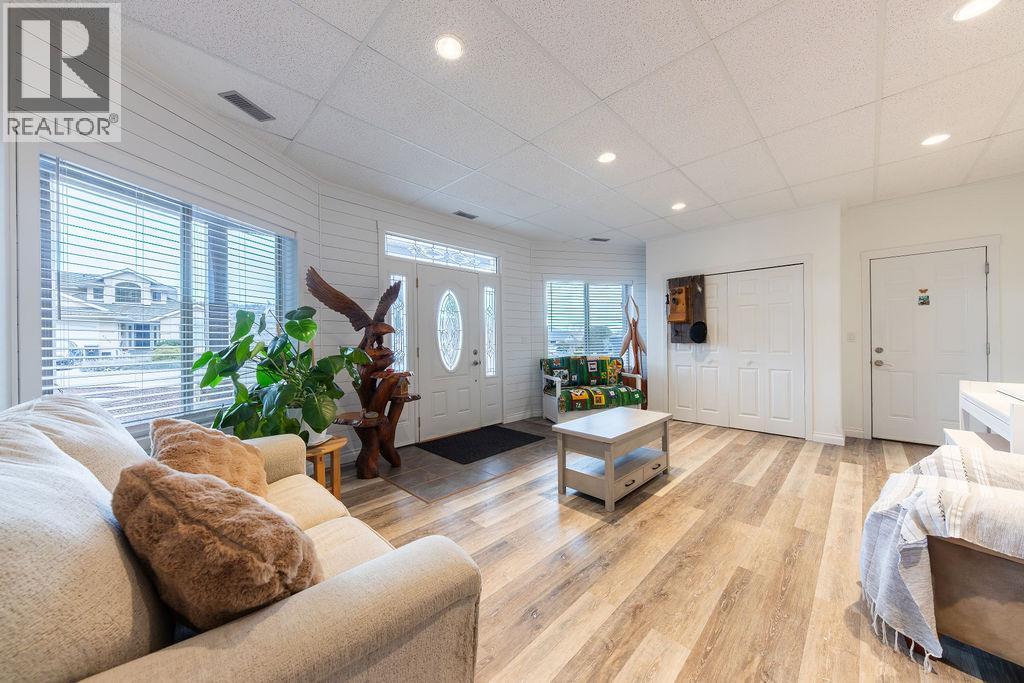 3601 NAVATANEE Drive, Kamloops