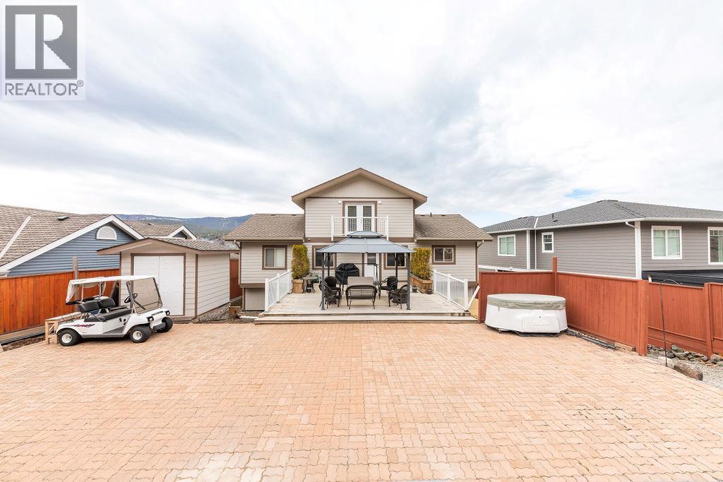 3601 NAVATANEE Drive, Kamloops