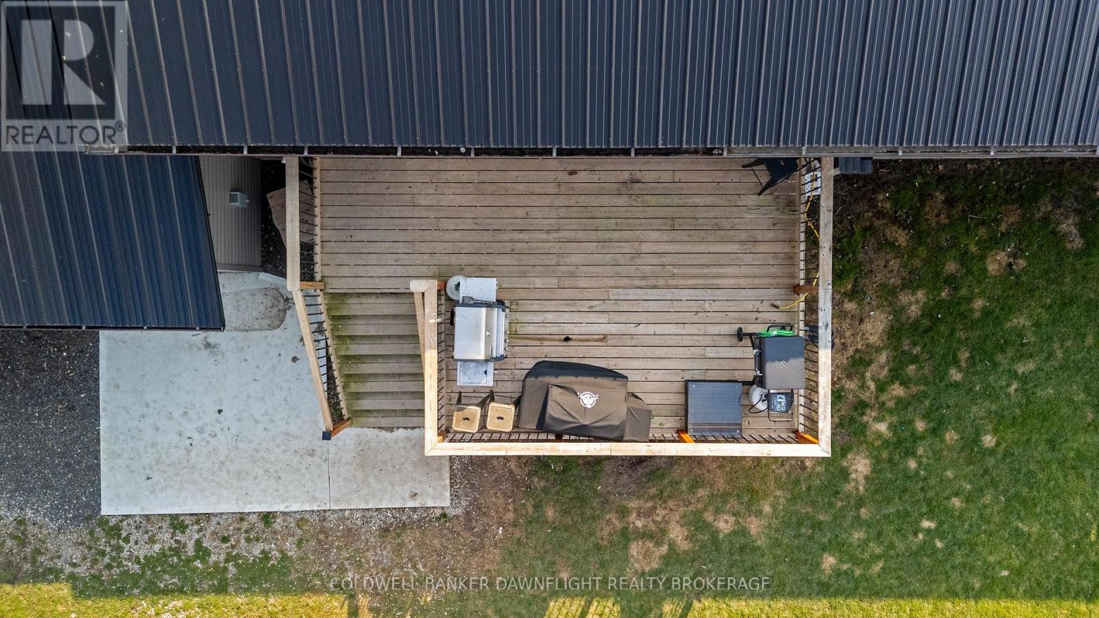 17 HAWTHORN CRESCENT Property Photo