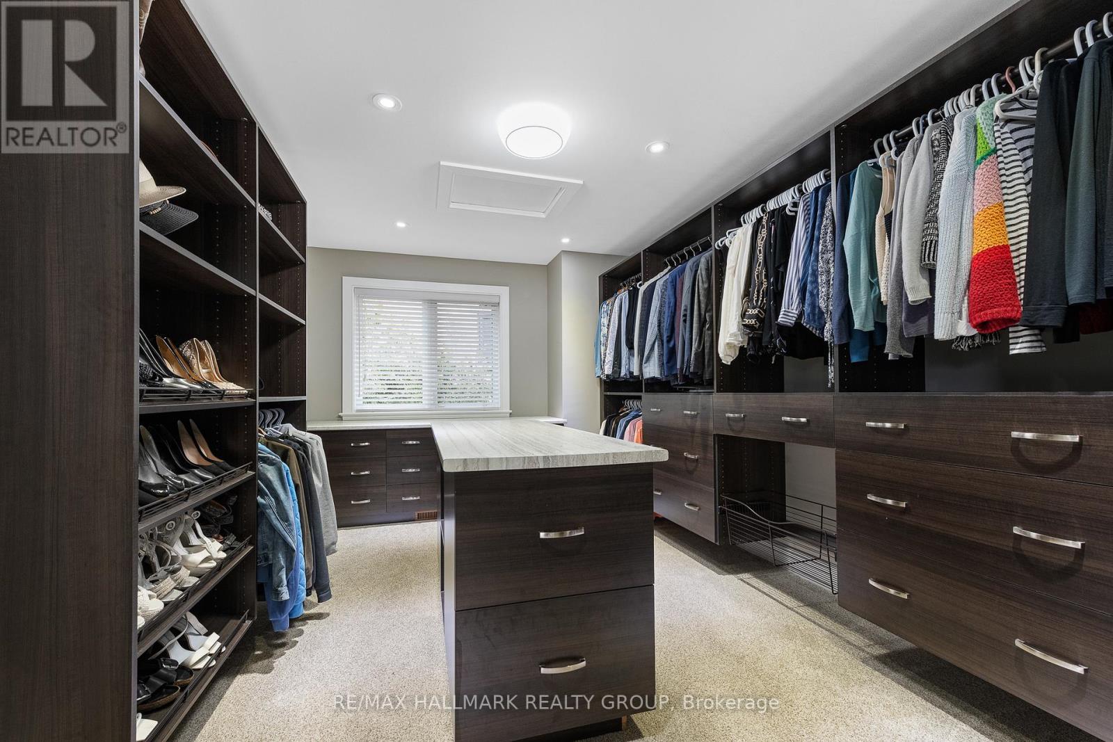 91 SHAUGHNESSY CRESCENT - 24