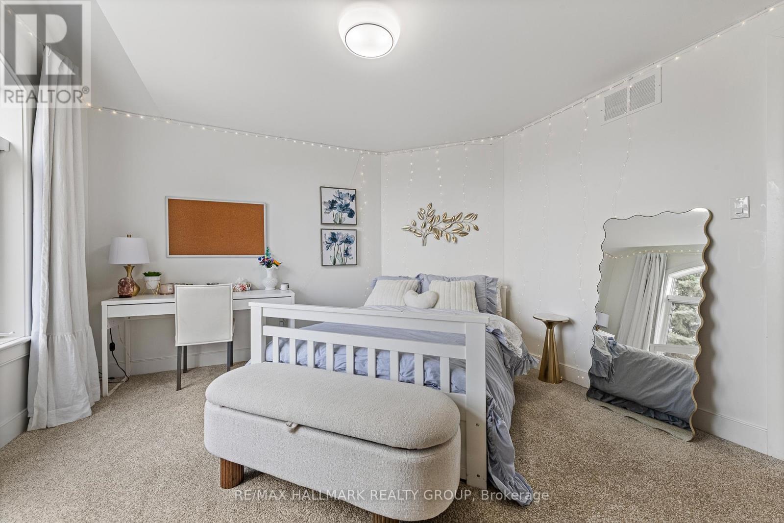 91 SHAUGHNESSY CRESCENT - 29