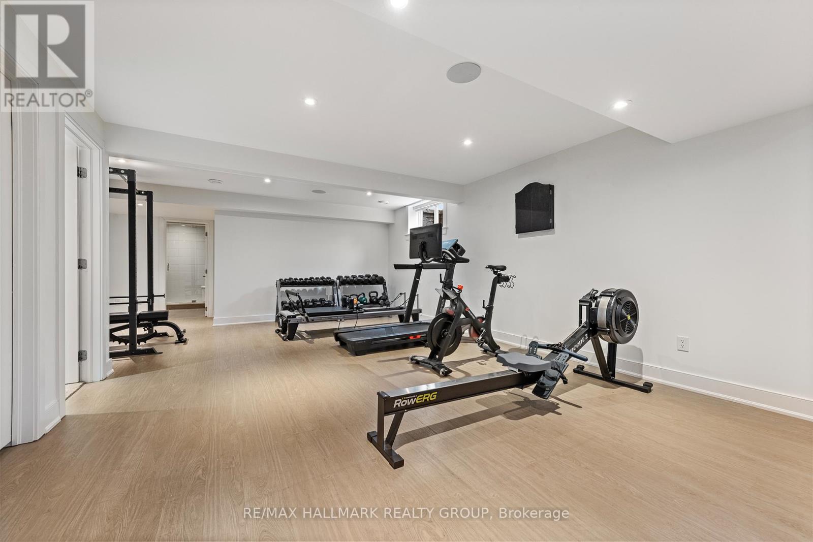 91 SHAUGHNESSY CRESCENT - 33