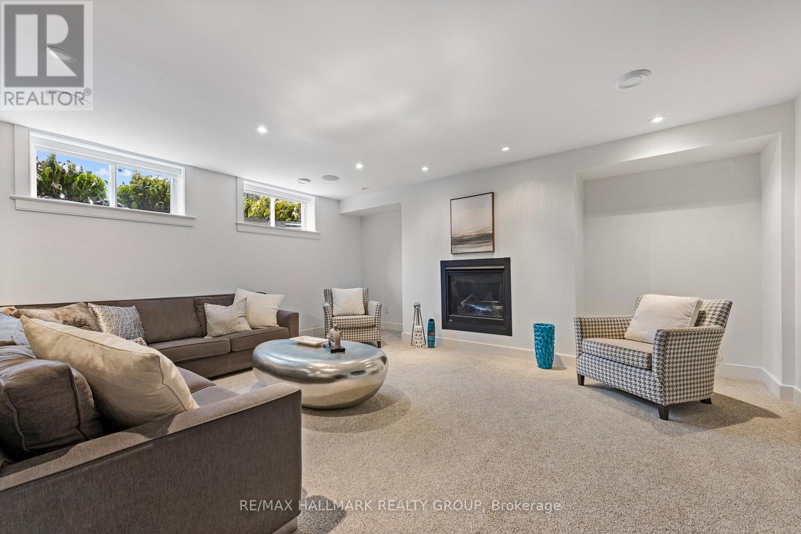 91 SHAUGHNESSY CRESCENT - 35