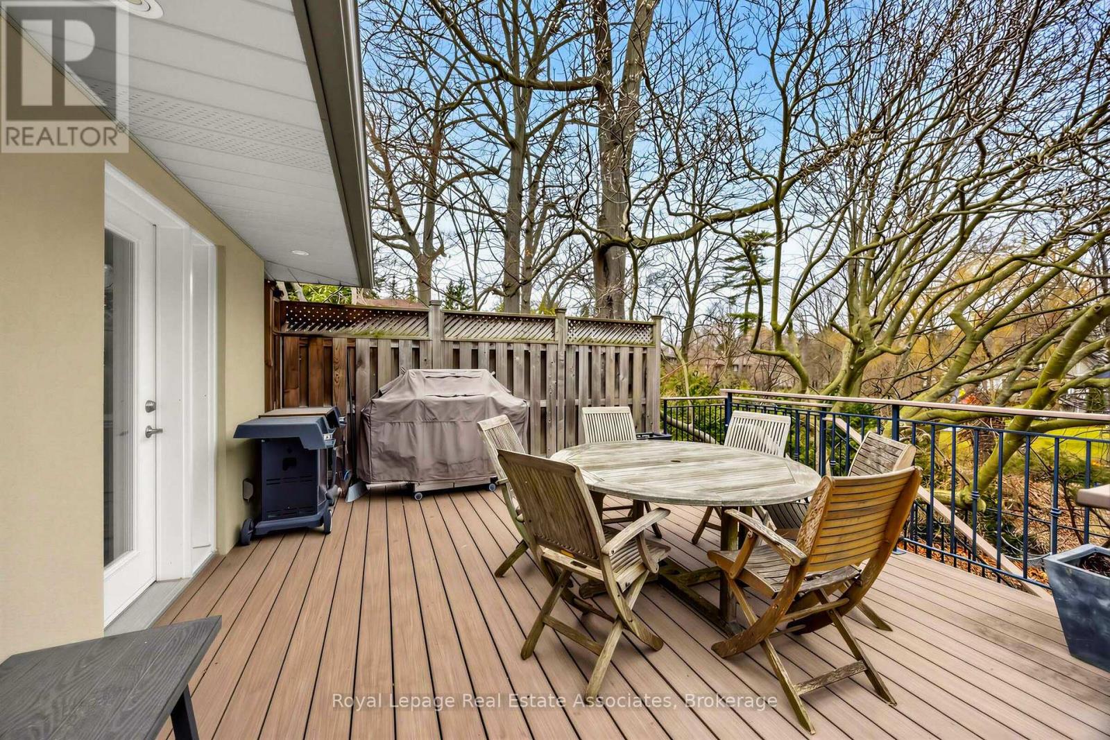 1561 PINETREE CRESCENT — photo 12