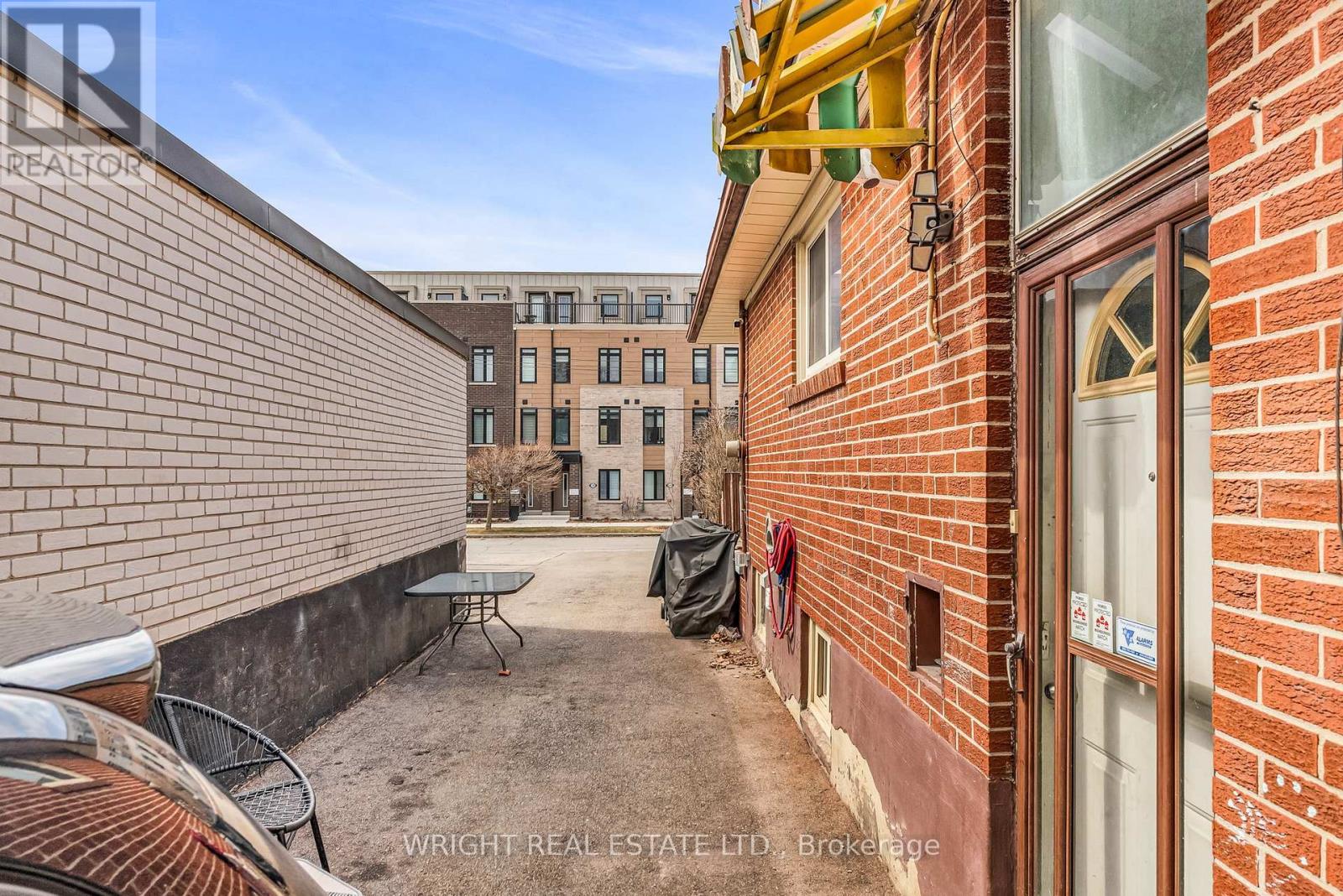 49 TISDALE AVENUE - 30