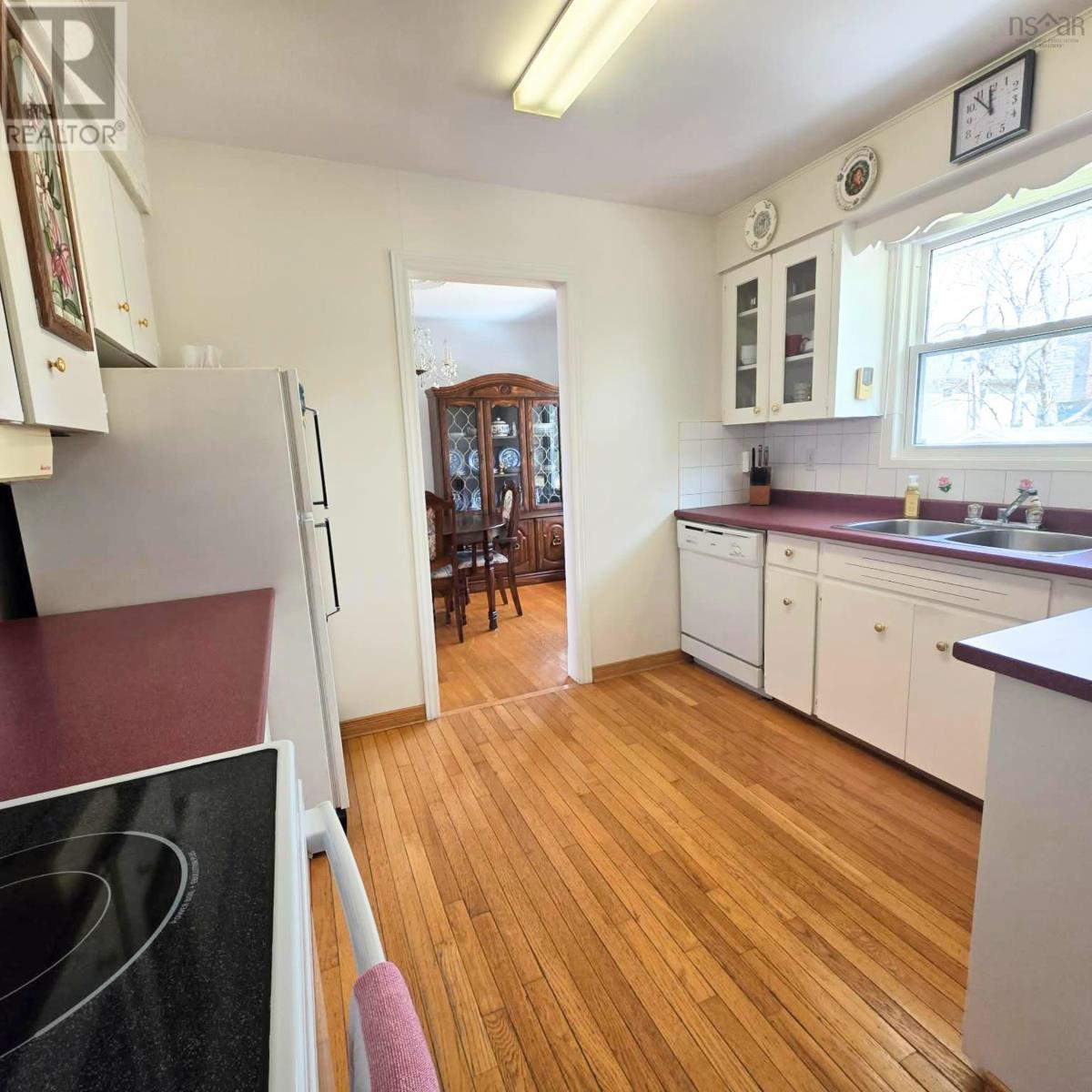 Property 7 of 33 of 99 Ranna Drive