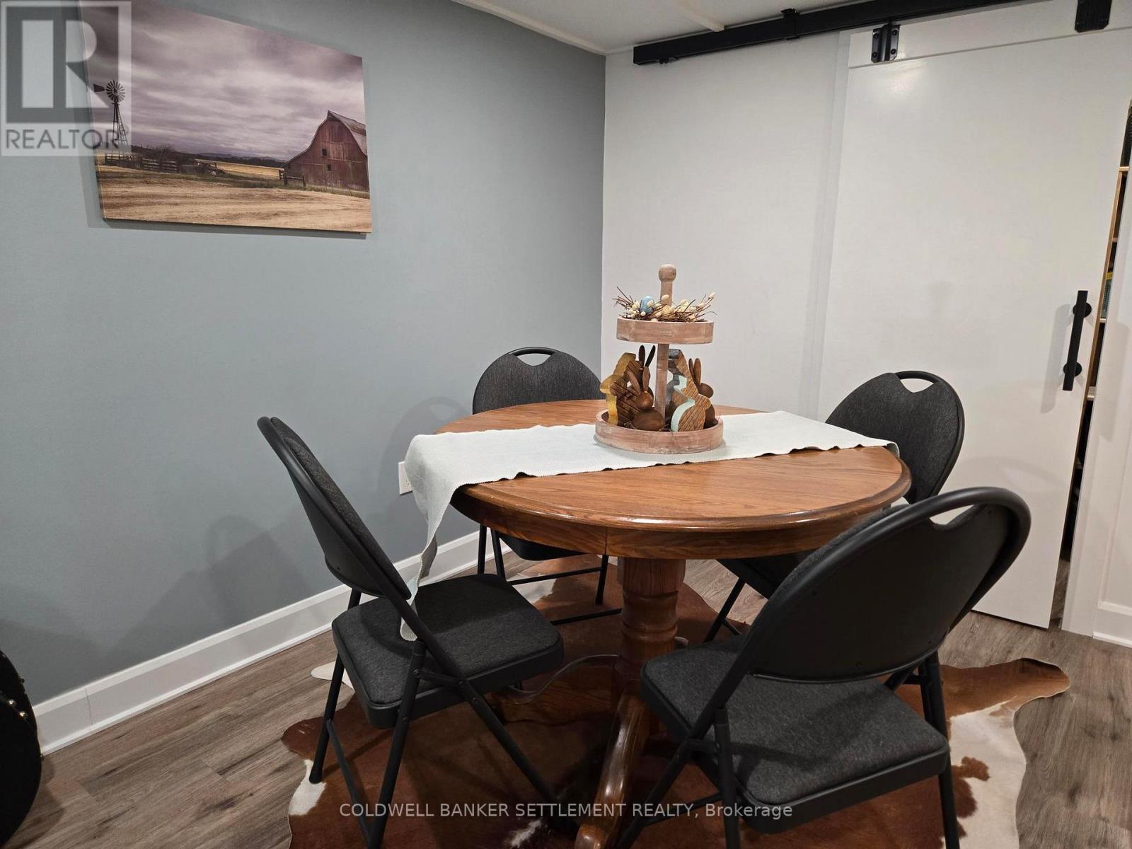 22 BROADVIEW AVENUE W - 31