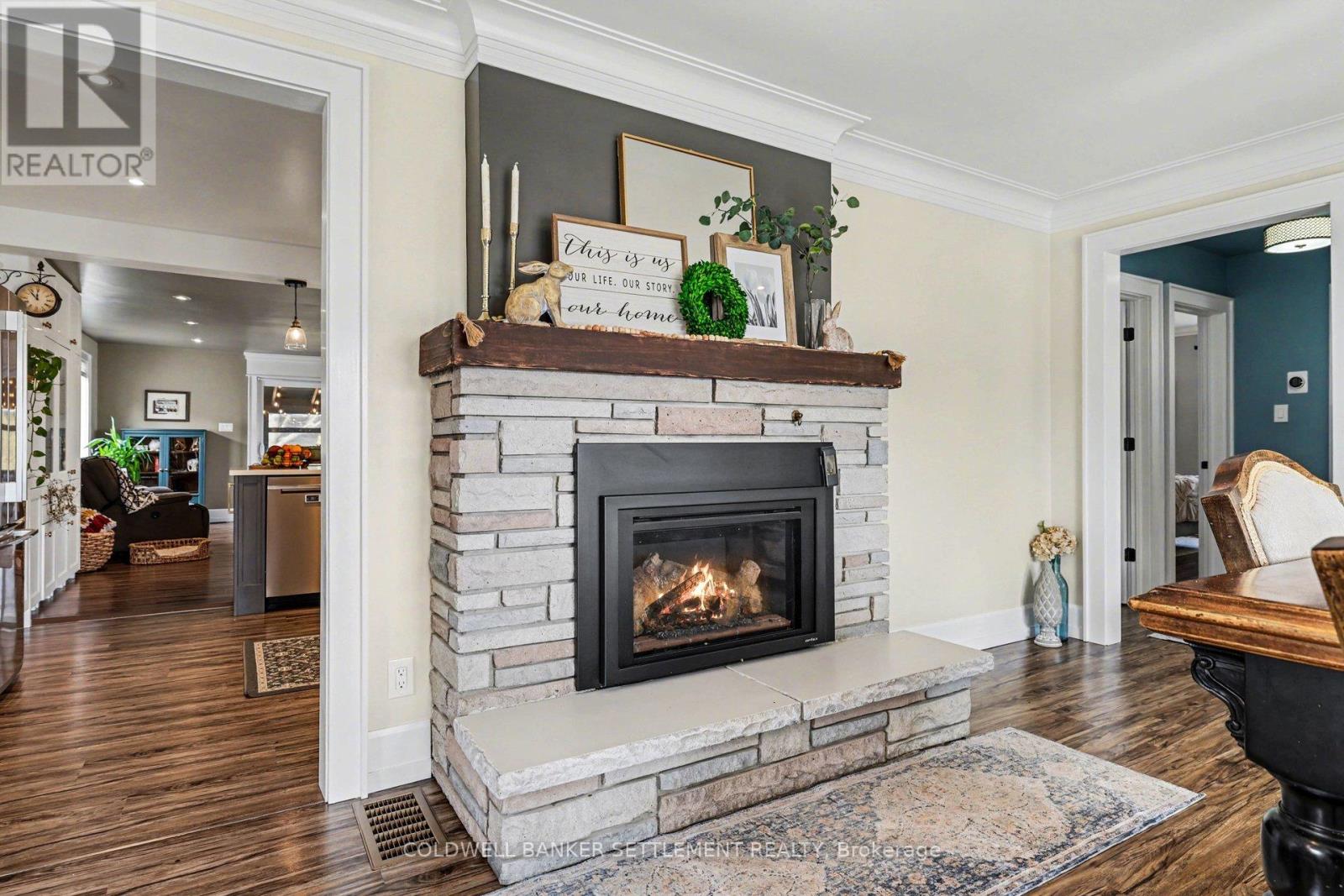 22 BROADVIEW AVENUE W - 9