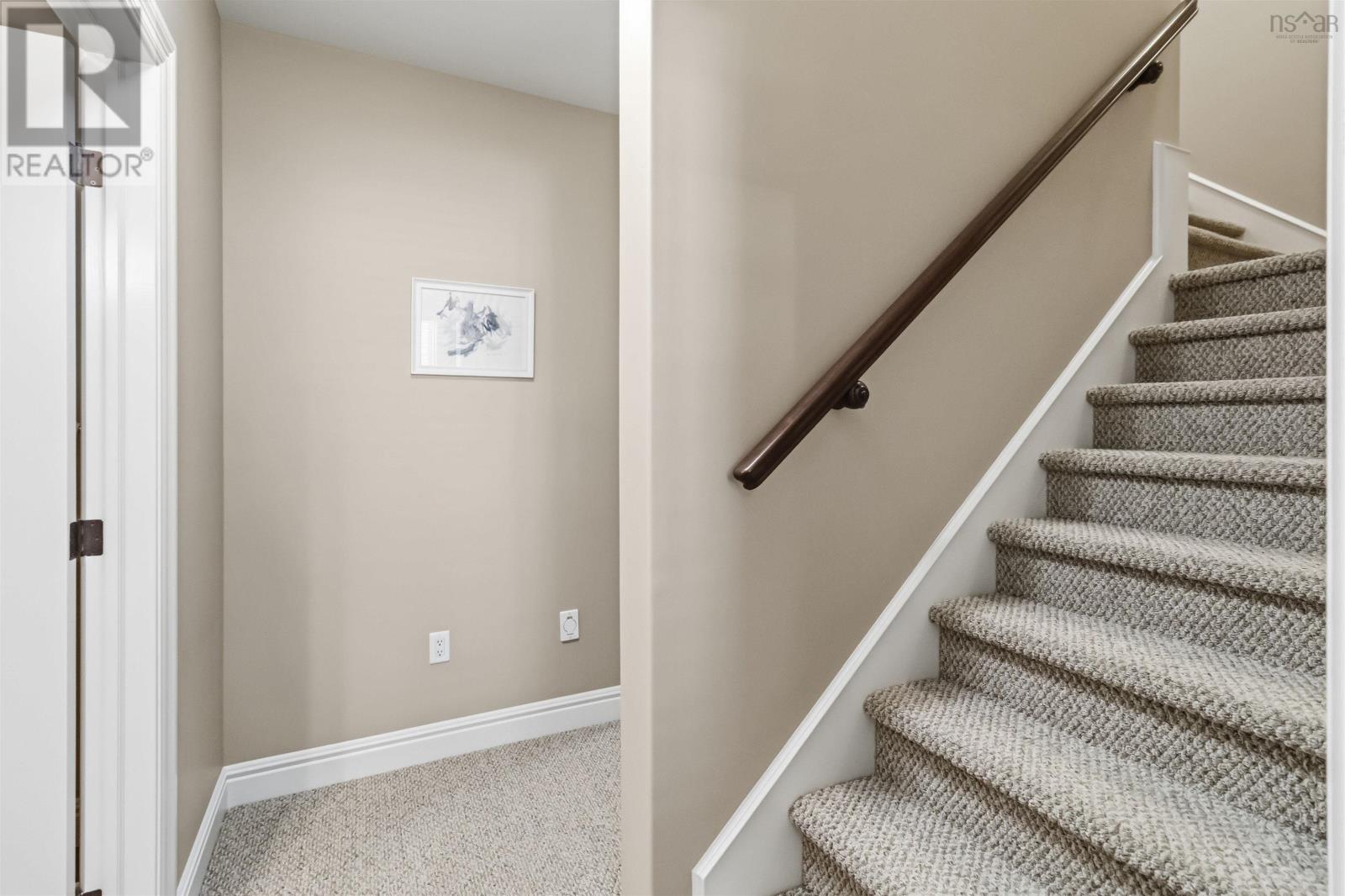 Property 40 of 49 of 53 White Glove Terrace