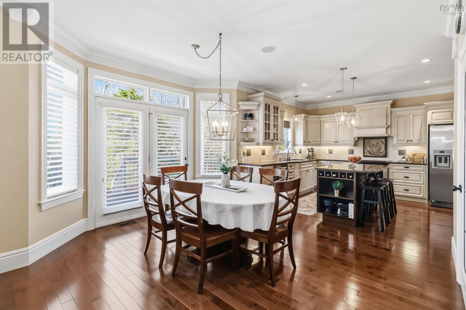 Property 9 of 49 of 53 White Glove Terrace