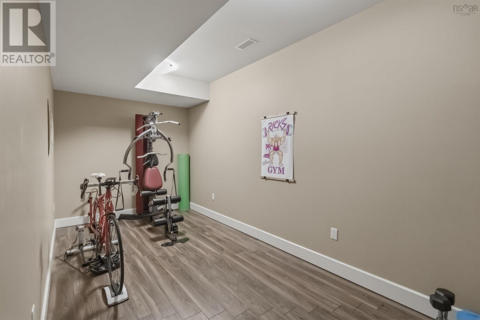 Property 44 of 49 of 53 White Glove Terrace