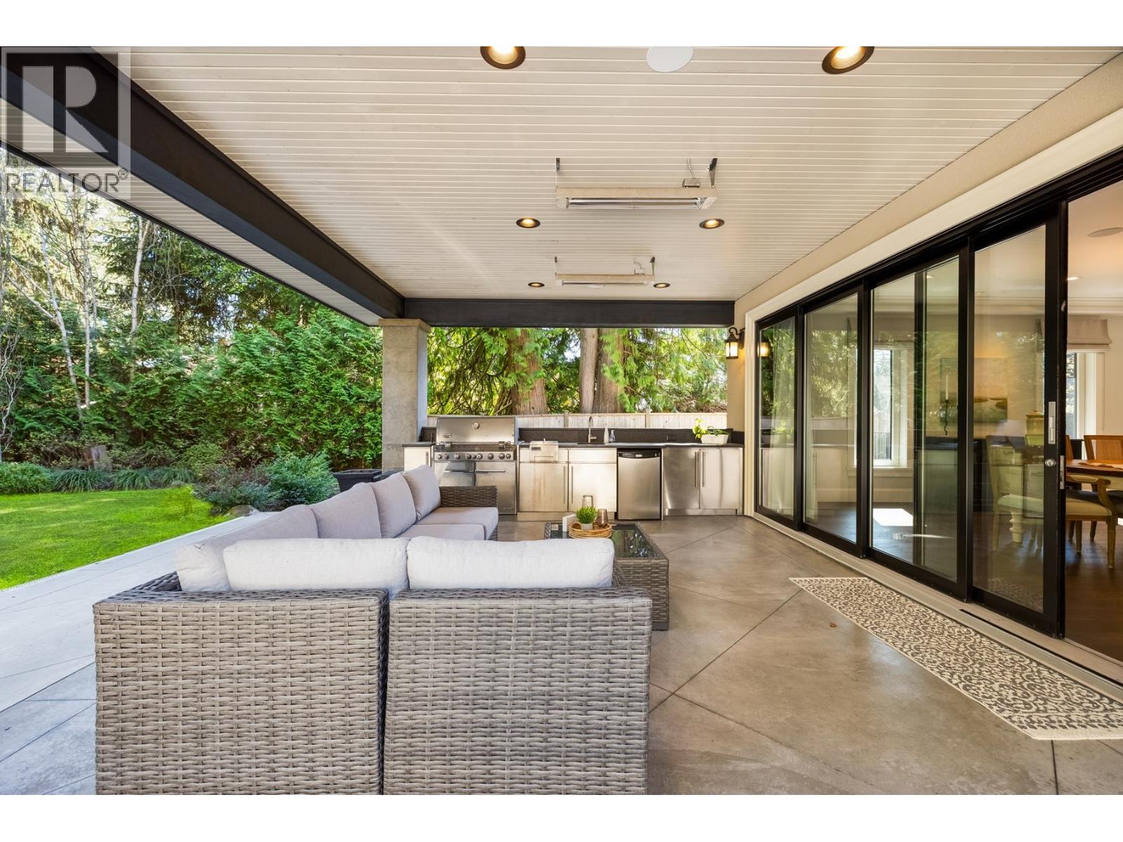 3850 ST. MARYS AVENUE, North Vancouver