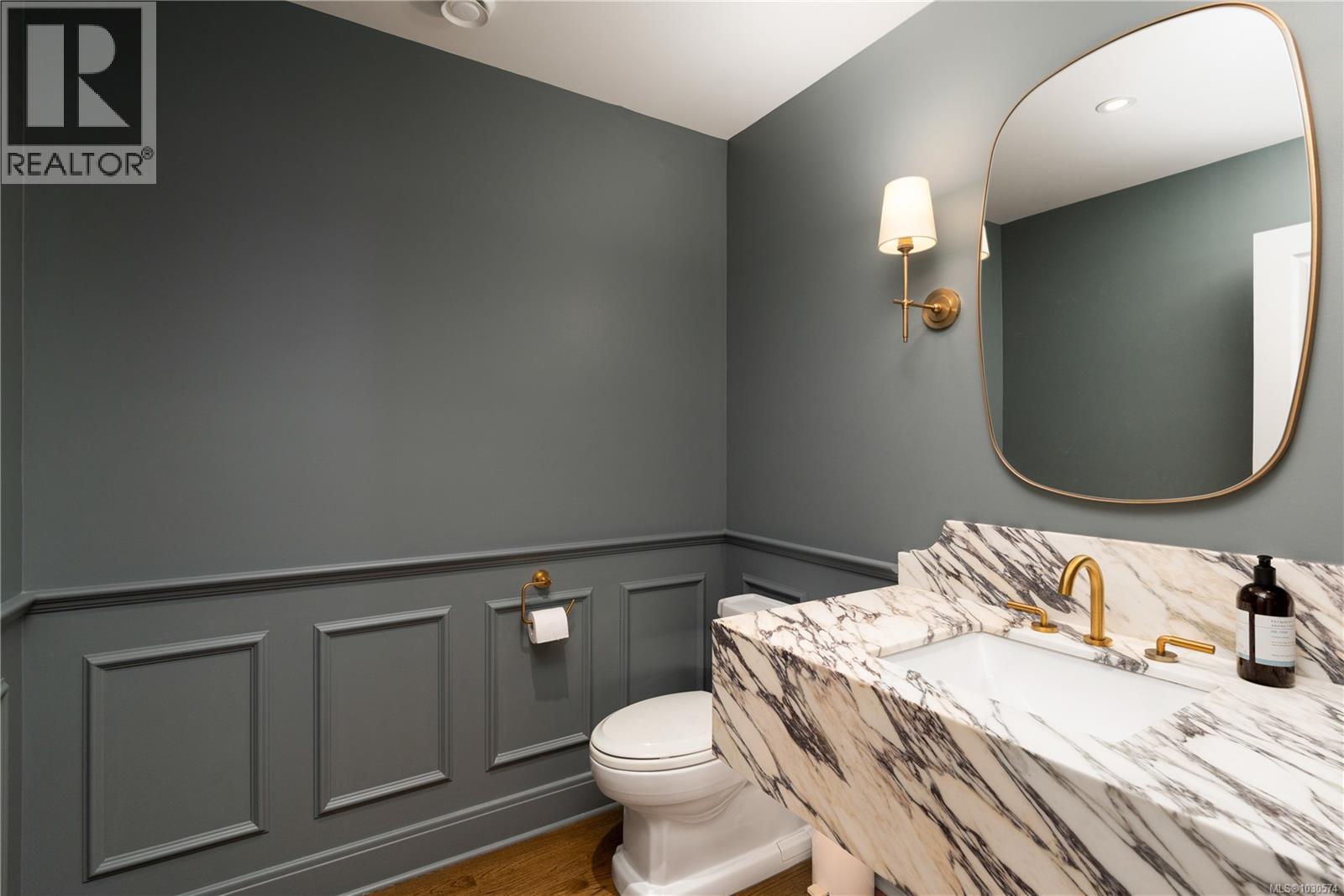 683 Mountjoy Ave - 33