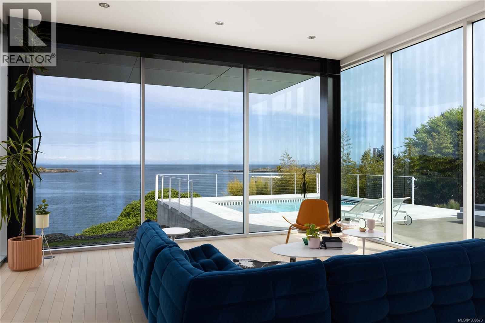  295 King George Terrace, Oak Bay