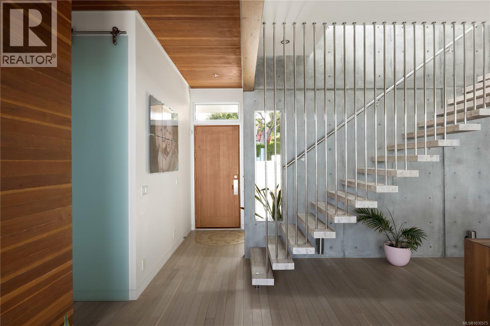  295 King George Terrace, Oak Bay