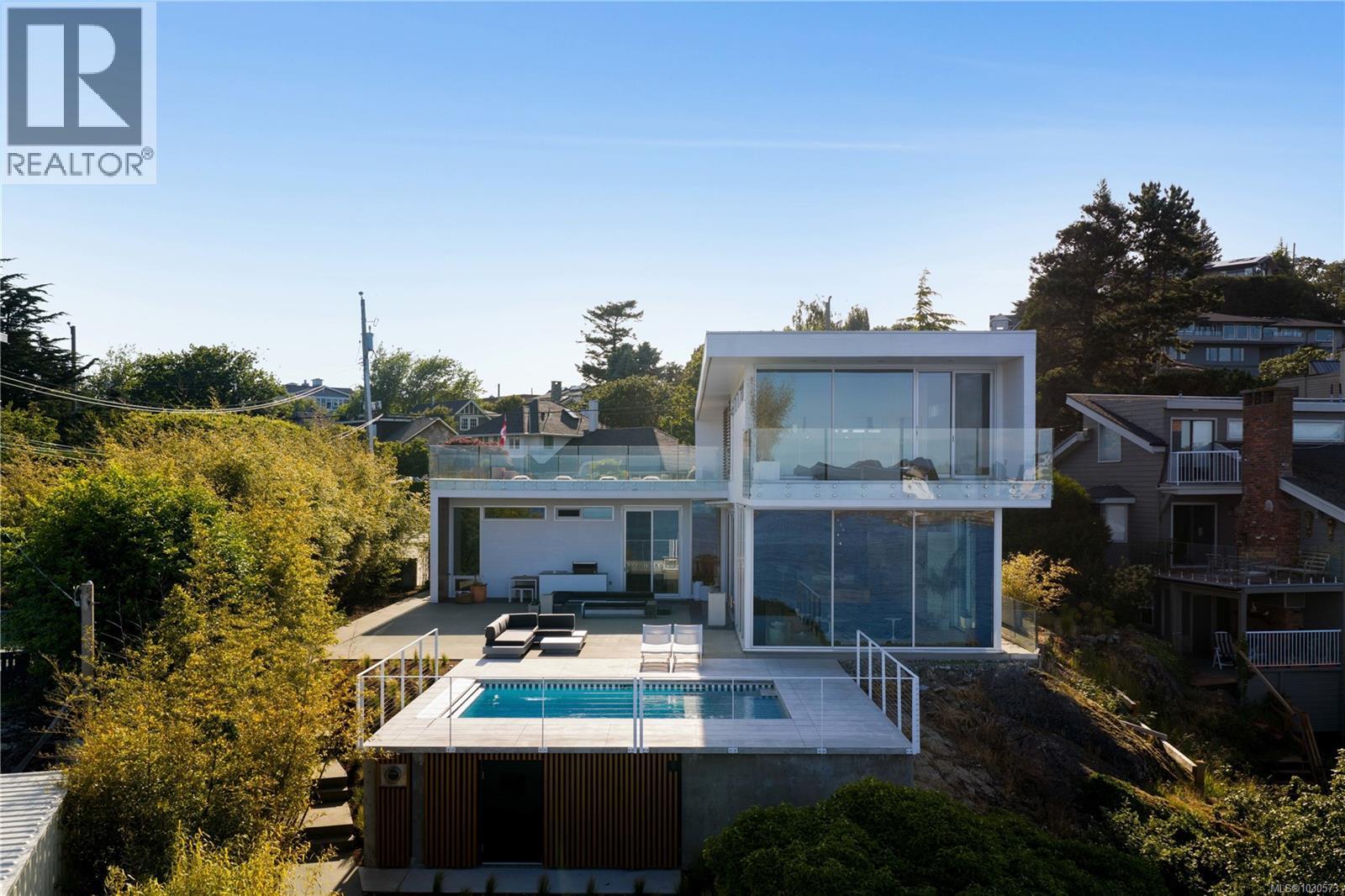  295 King George Terrace, Oak Bay