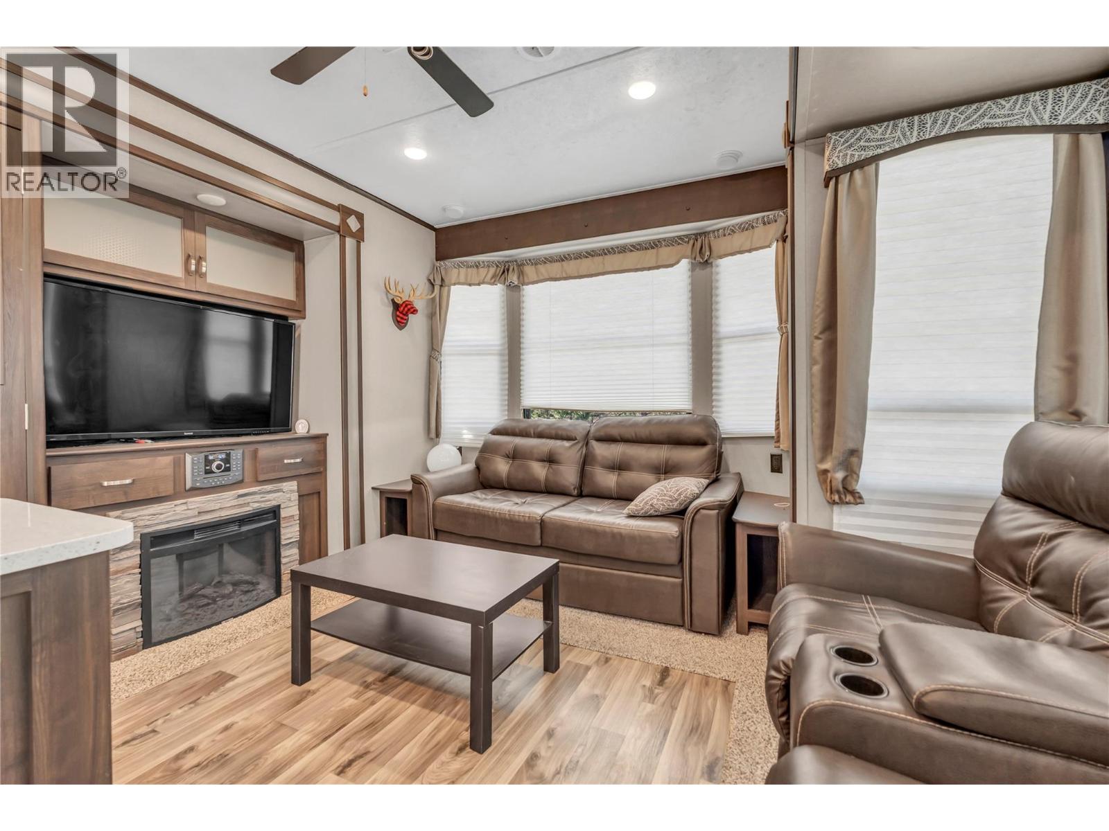 472 DARCY MOUNTAIN ROAD - 24