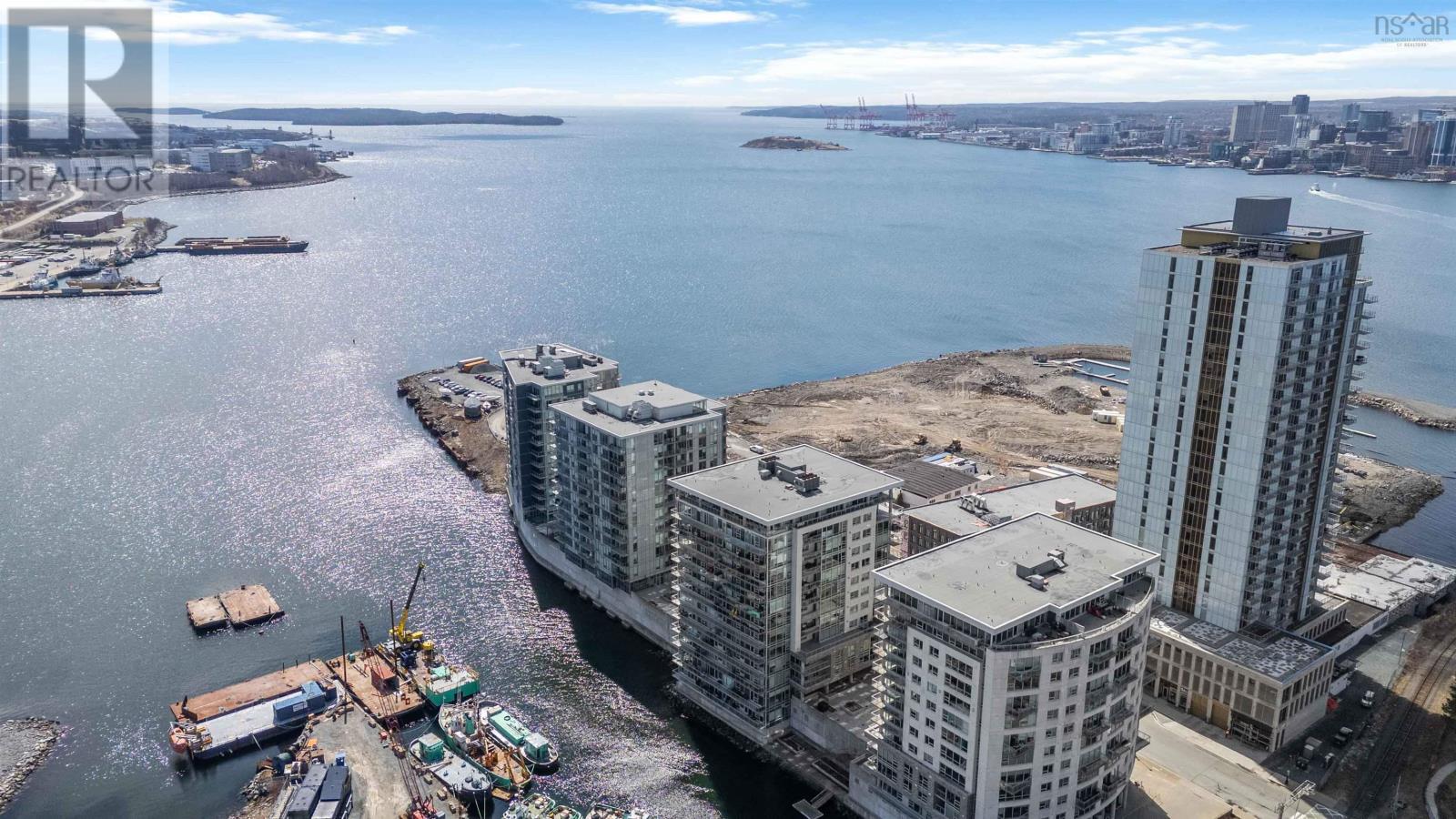 Property 39 of 49 of 904 31 Kings Wharf Place