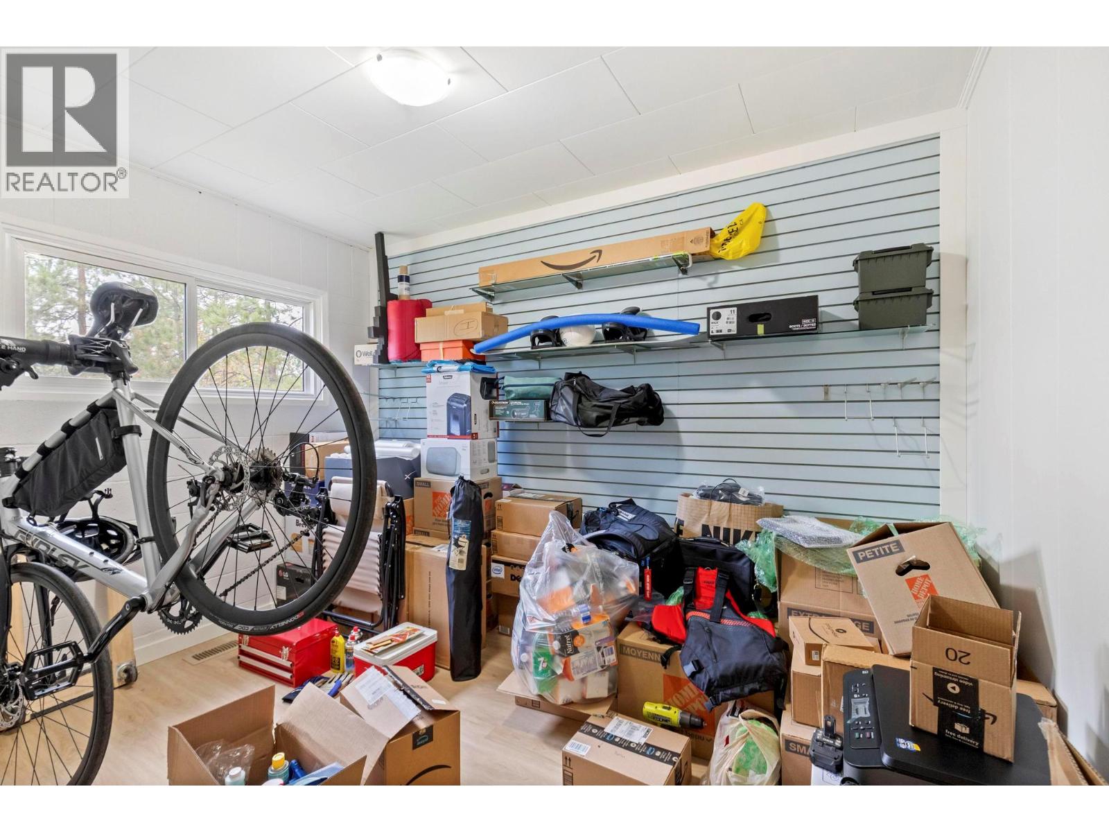 590 Brenda Road - 17