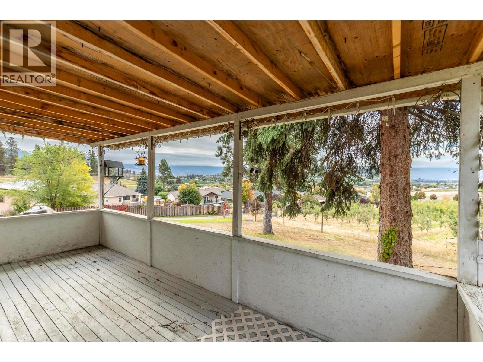  590 Brenda Road, Kelowna