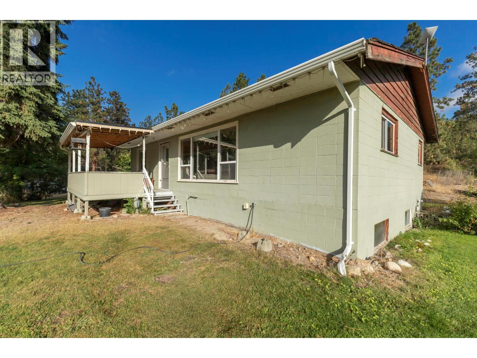  590 Brenda Road, Kelowna