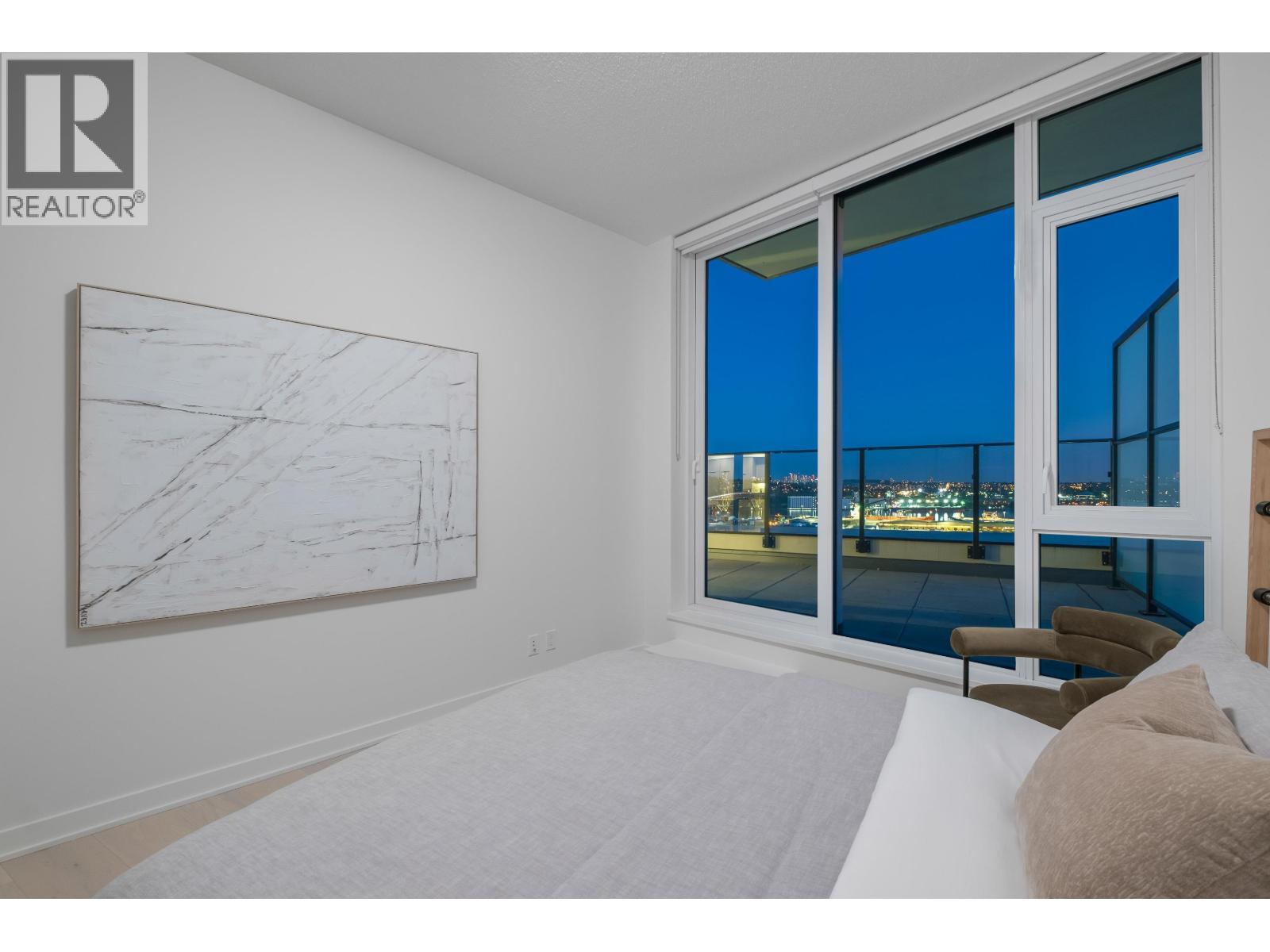 2602 1401 HUNTER STREET, North Vancouver